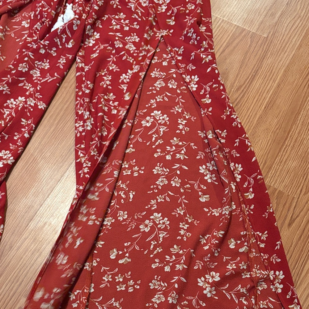 SHEIN Red Floral Print Pants-open leg pants - Picture 4 of 6